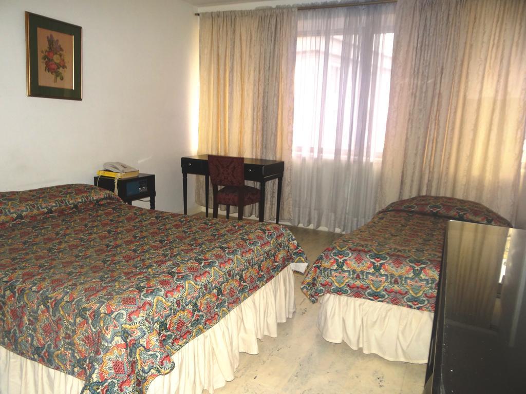 Hotel Nutibara Express Medellin Room photo